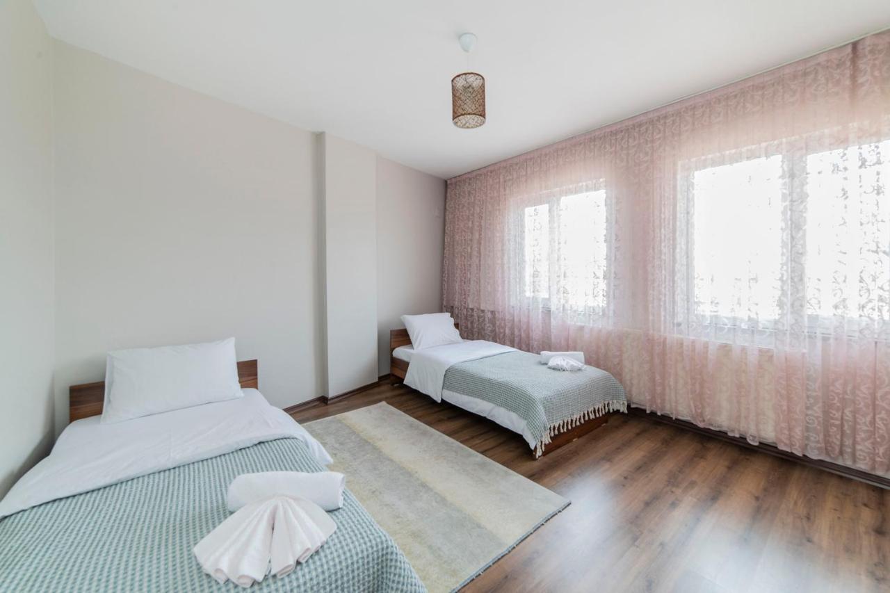 Centrally Located 2 Bedroom Apt With Netflix Bursa Ngoại thất bức ảnh