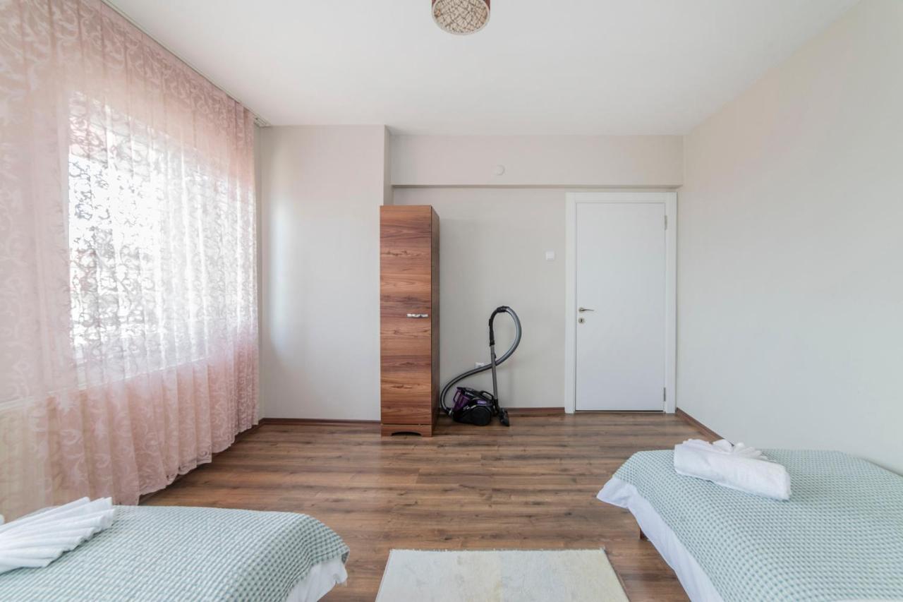 Centrally Located 2 Bedroom Apt With Netflix Bursa Ngoại thất bức ảnh