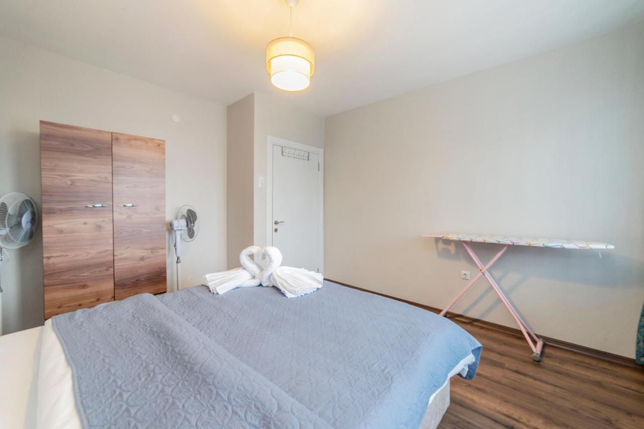 Centrally Located 2 Bedroom Apt With Netflix Bursa Ngoại thất bức ảnh